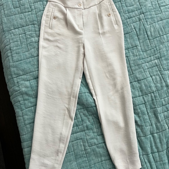 Beige trousers - Picture 2 of 3